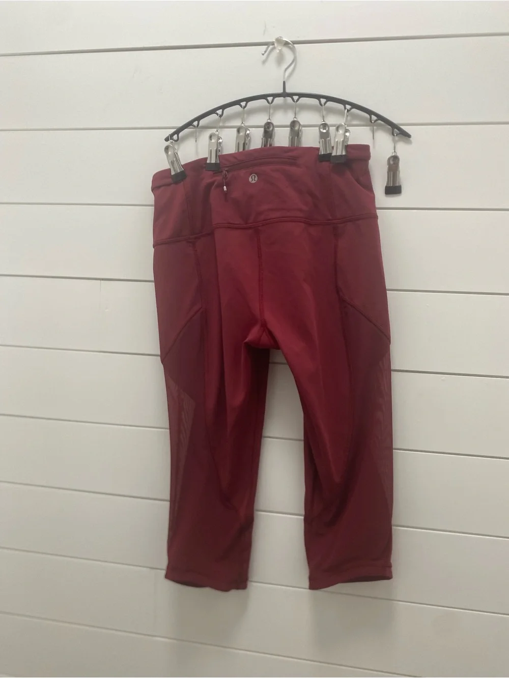 lululemon athletica Wine Red Mesh-Panel Capri Leggings